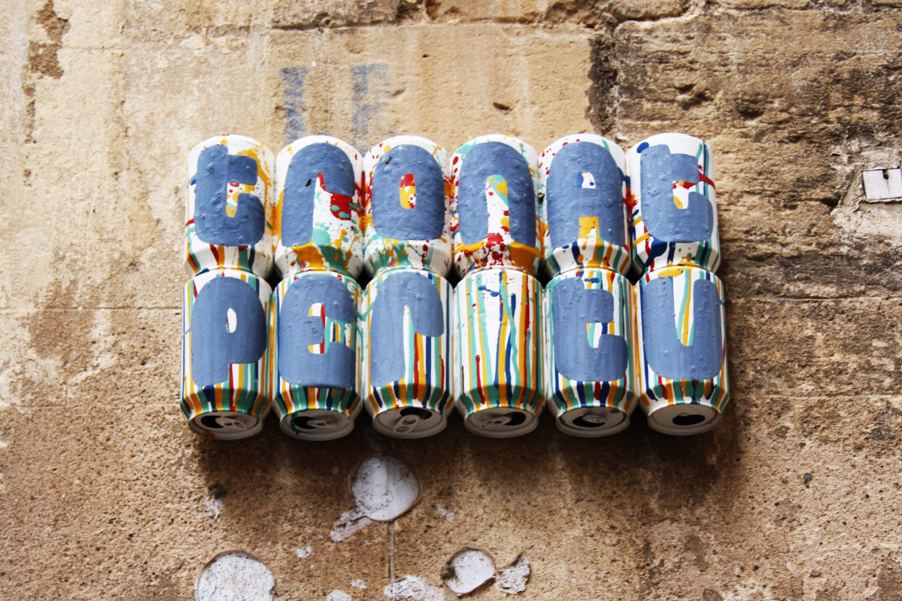 dos negaciones firman una afirmación, dos afirmaciones una yuxtaposición